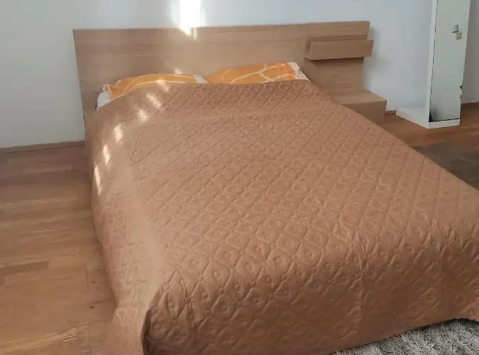 Apartman Central City Apartment *