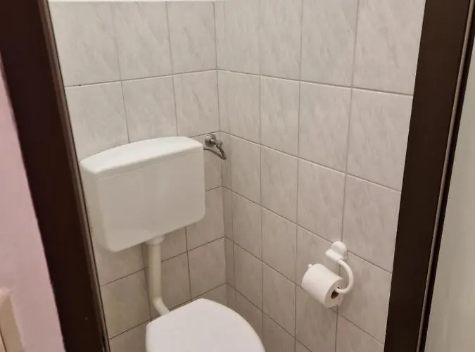 Central City Apartment Apartman